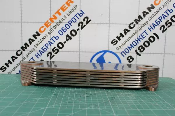 Радиатор масляный (теплообменник) FAW, J6