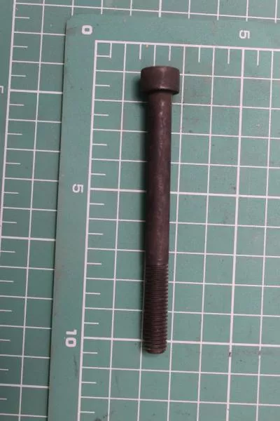 Болт кронштейна масляных фильтров (под шестигранник) SHAANXI.