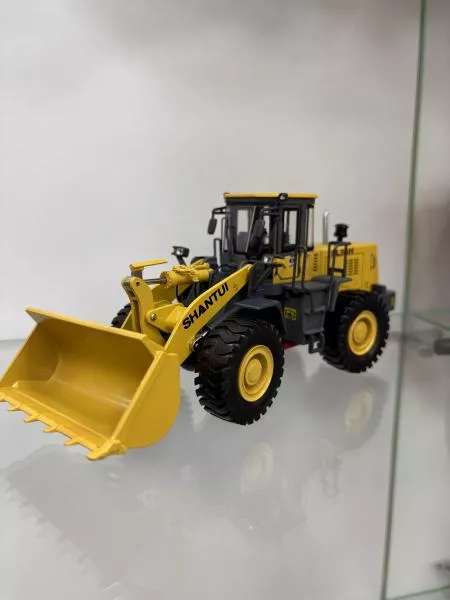 Моделька (1:35) SHANTUI