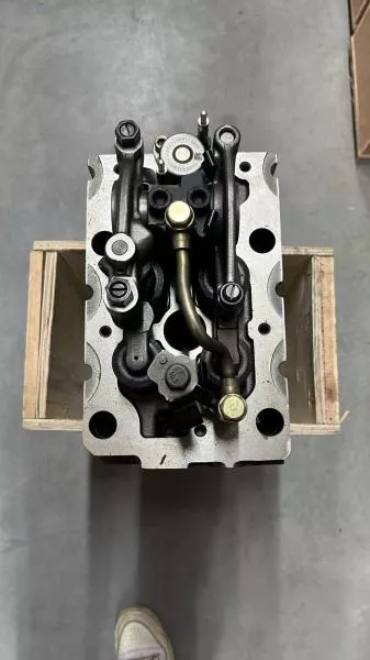 Головка блока цилиндра (в сборе под 6 шпилек, с электромагнитным клапаном) SHAANXI, Евро-5, WP10