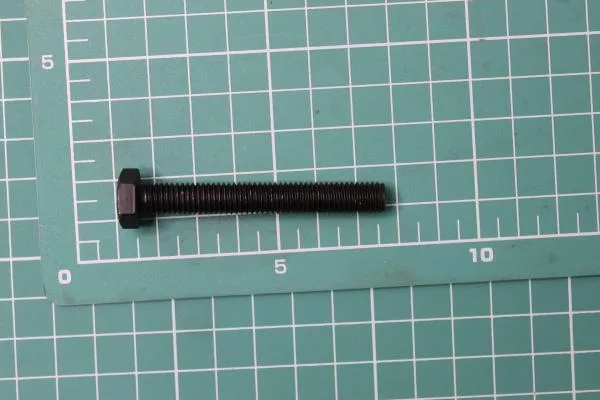 Болт D8, L60, (крепления форсунки) HOWO