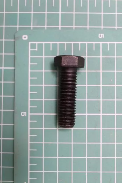 Болт с шестигранной головкой FULLER.