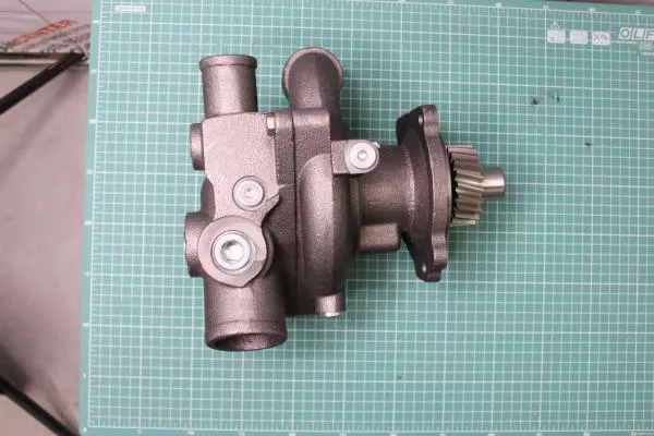 Насос водяной (короткий вал) CUMMINS, ISM11, (4955706,3800479,4003929,3073695,4972857 )