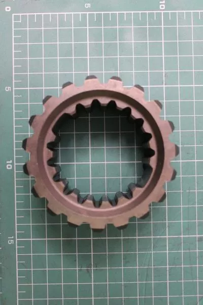 Муфта скользящая вторичного вала (Металл, шестерня) HOWO