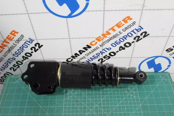 Амортизатор кабины (Rear, в сборе с кронштейном под замок) SHAANXI, X3000