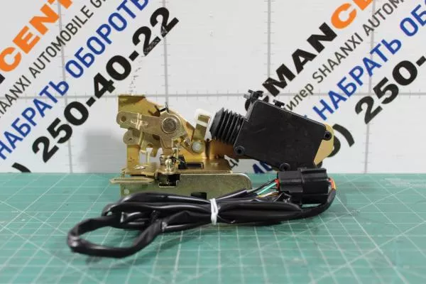 Замок двери (R, электрический) SITRAK, T5G