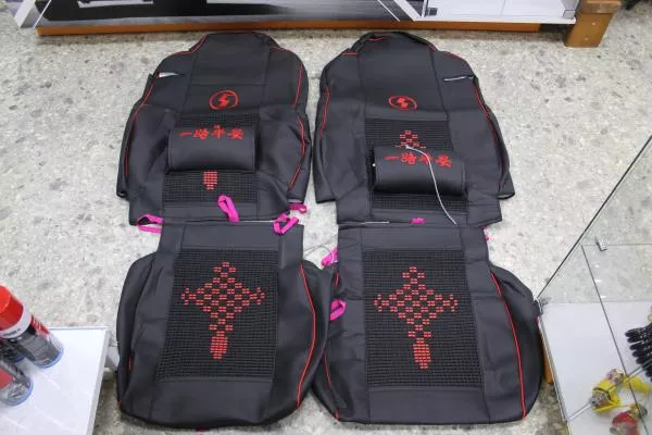 Чехлы на сиденья (Черный, Экокожа, кожаные,черная вставка) SHAANXI, X3000