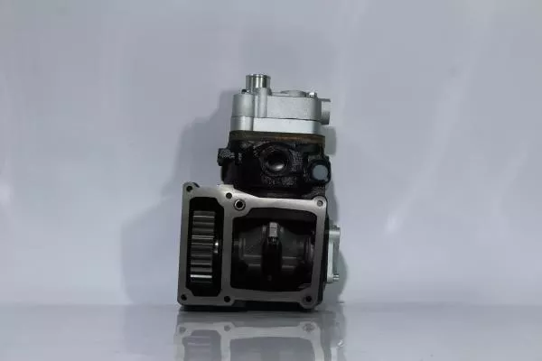 Компрессор воздушный (одноцилиндровый) SITRAK, MC11.44-50