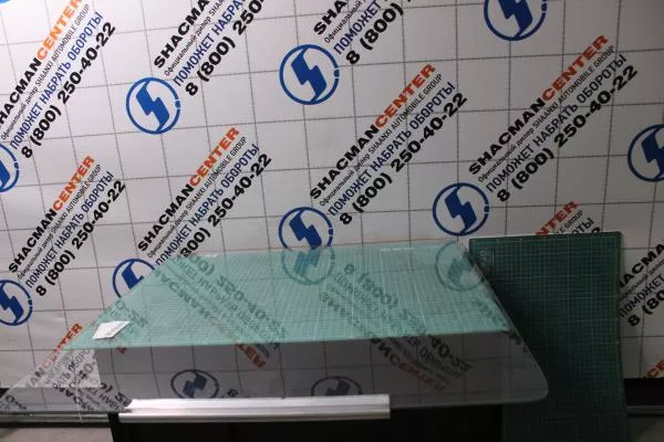 Стекло двери боковое (L/R) SHAANXI, F2000, F3000, (DZ1643330012)