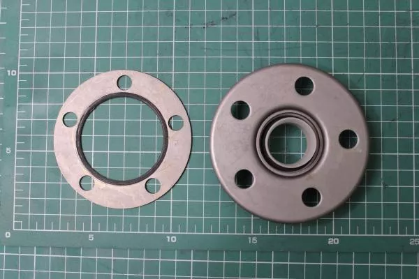 Сальник водяного насоса CUMMINS, ISM11.