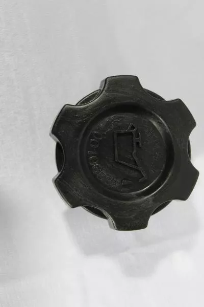 Крышка маслозаливной горловины SHAANXI, WP12, WP13