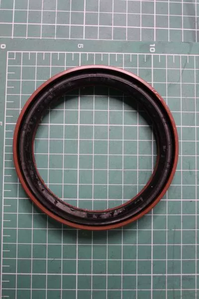 Сальник редуктора (85*105*16) HOWO