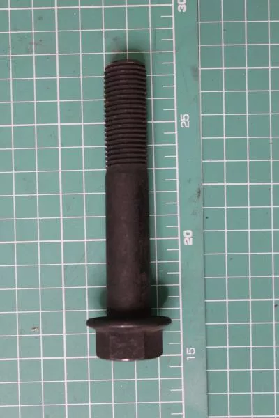 Болт D18, L108, (крепления кронштейна стабилизатора к балке) SHAANXI