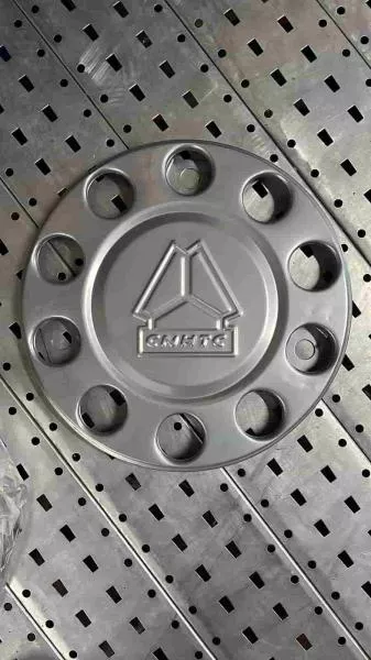 Колпак колёсного диска (Сталь) SITRAK, (AZ9112610090)