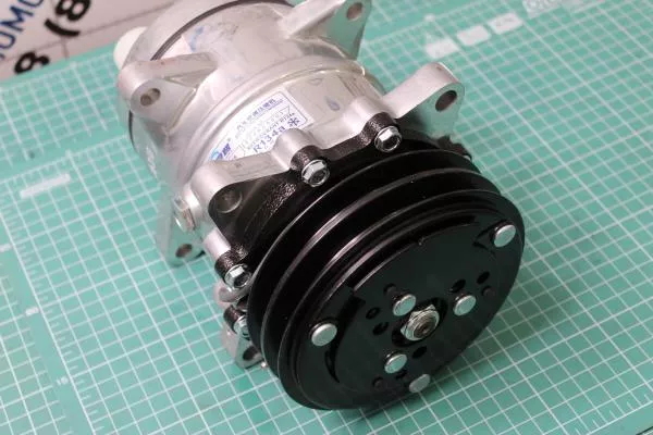 Компрессор кондиционера FAW, J6, (248084605)