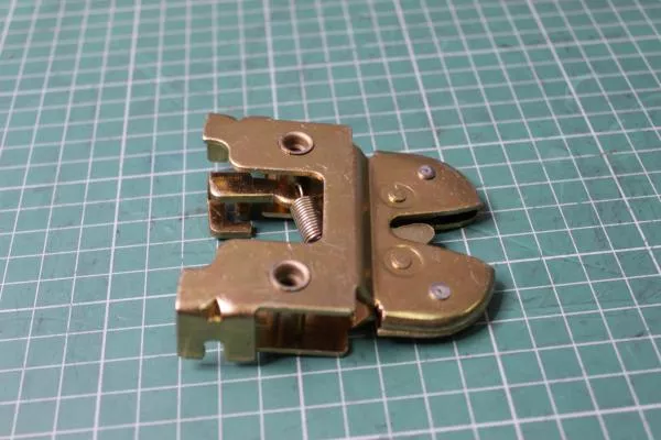 Замок инструментального ящика SHAANXI, X3000