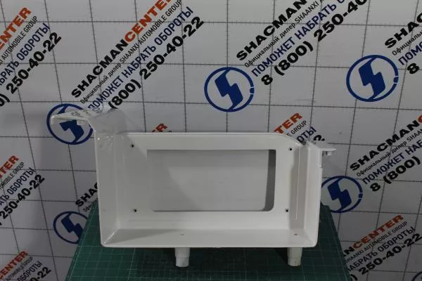 Корпус подножки (L, Белый) FAW, J6
