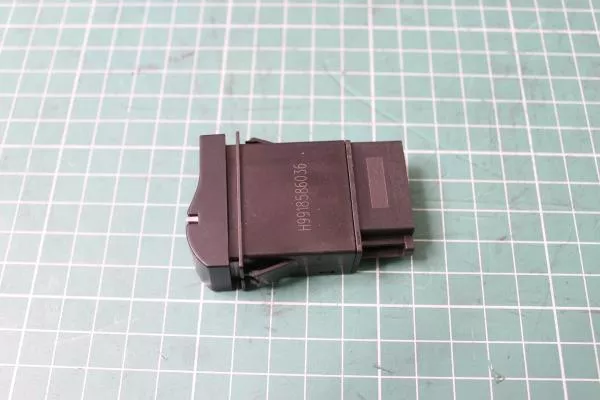 Клавиша включения горного тормоза SITRAK, T5G