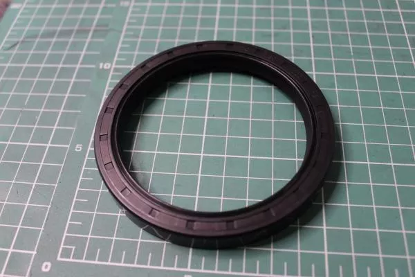 Сальник хвостовика редуктора (80*100*12) XCMG