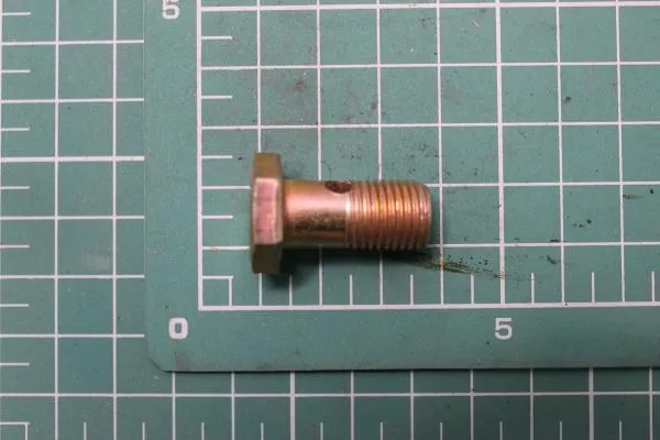 Болт штуцерный ТНВД D12, L29, HOWO