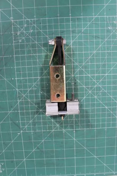 Ограничитель двери (R, Металл) SHAANXI, X3000