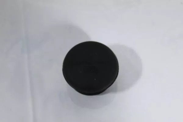 Заглушка кронштейна брызговика SHAANXI, X6000