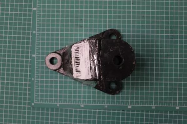 Кронштейн вилки стабилизатора к раме SHAANXI, F3000, 8X4, (SZ965000000)