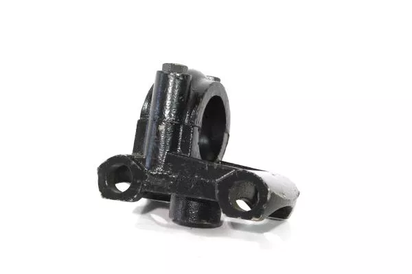 Кронштейн крепления переднего стабилизатора к передней балке (R) SHAANXI, F3000