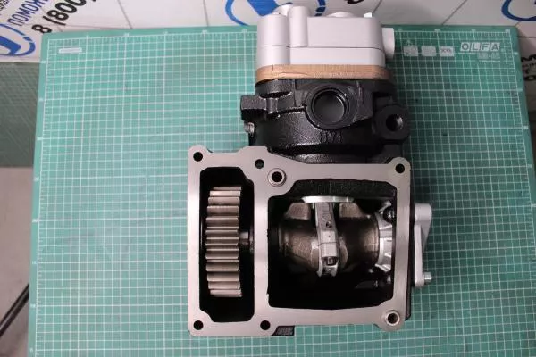 Компрессор воздушный (одноцилиндровый) SITRAK, MC11.44-50