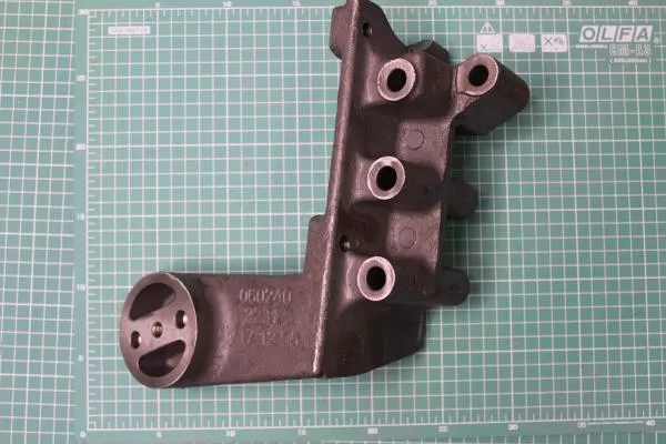 Кронштейн обводного ролика SHAANXI, Евро-5, WP10