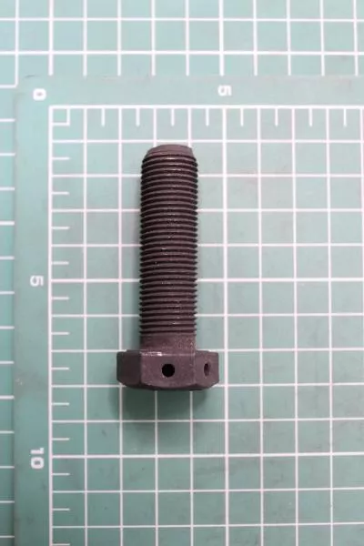 Болт балансира D16, L55, (с отверстиями) CREATEK, (CK2075)