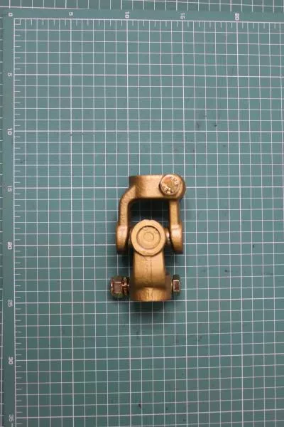 Крестовина карданного вала рулевого управления (с фланцами) HOWO