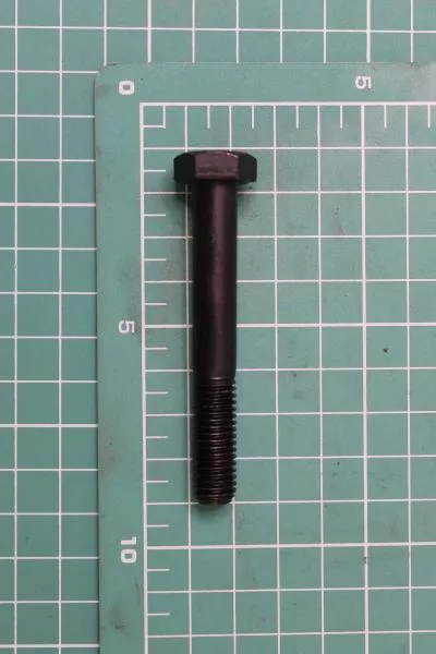 Болт D10 L70 крепления задней крышки КПП D10, L70, FULLER