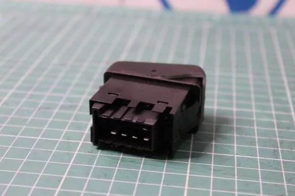 Клавиша блокировки МКД X3000 SHAANXI