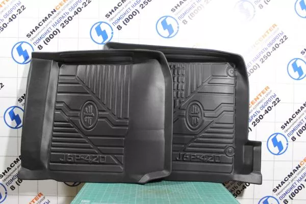 Коврики резиновые (Резина, с бортиком) FAW, J6