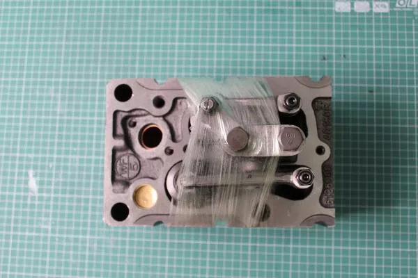 Головка блока цилиндра (в сборе под 6 шпилек) SHAANXI, WP10, (61260040150R)