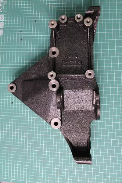 Кронштейн генератора SHAANXI, WP13