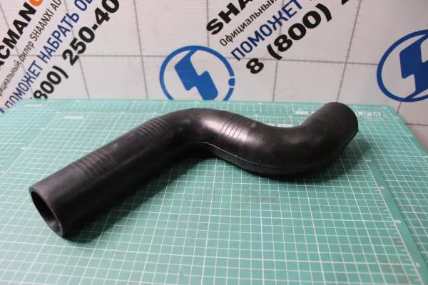 Патрубок радиатора D60, L330, (Верхний, Силикон, Изогнутый) HOWO