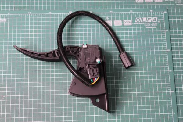 Педаль газа (ДВС CUMMINS) SHAANXI, X3000