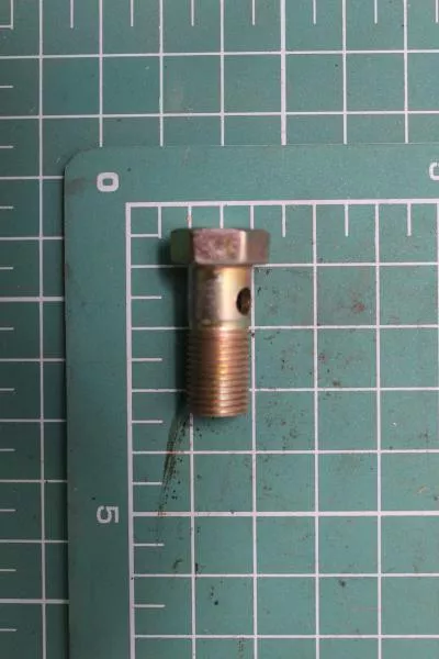 Болт штуцерный ТНВД D10, L29, HOWO