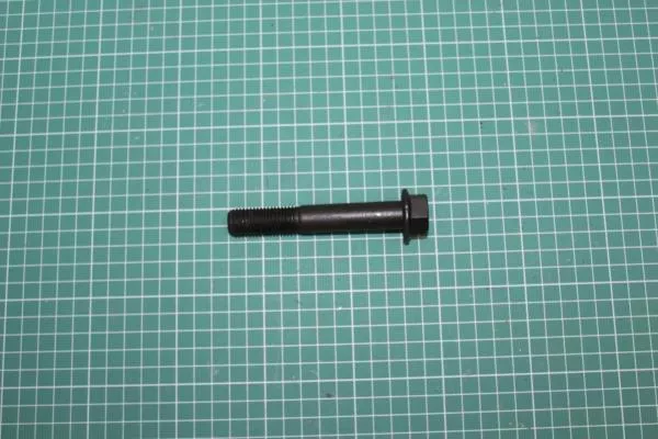 Болт D14 L80 корпуса МОД HOWO, (150B1480TF2)