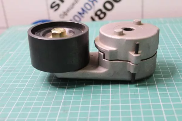 Ролик натяжитель ремня генератора WD12 D70, H39, SHAANXI, (612600061279)