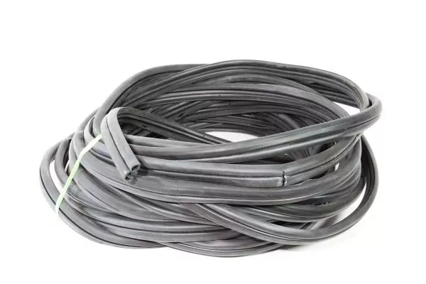 Уплотнитель стекла спальника кабины (R, Черный, Резина) SHAANXI, X3000