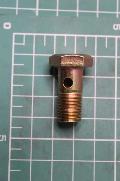 Болт штуцерный ТНВД D12, L22, HOWO