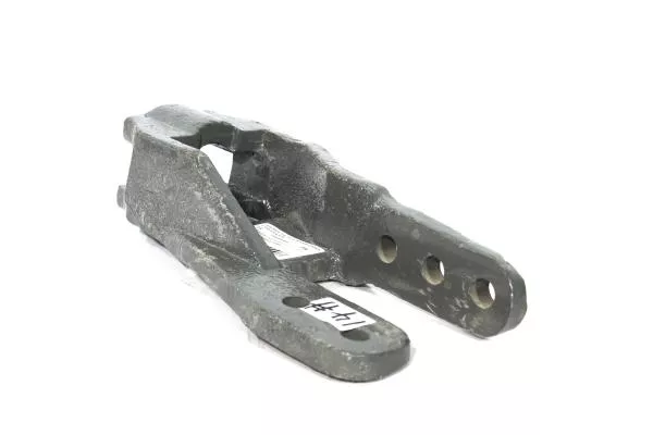 Кронштейн буксировочного крюка (старого образца) HOWO