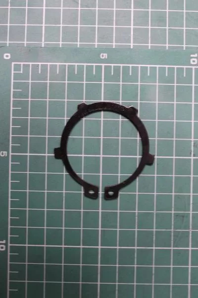 Кольцо стопорное бортового редуктора D41, (полуоси) SHAANXI, (190003933351)