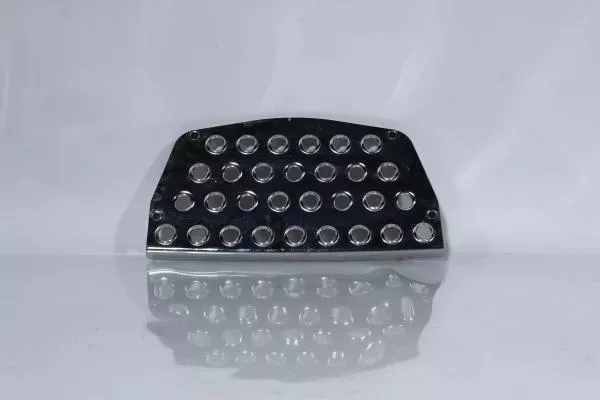 Ступенька нижняя металлическая (L) SITRAK, C7H