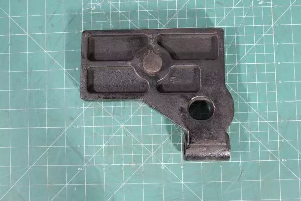 Кронштейн крепления амортизатора (FL) FAW, J6