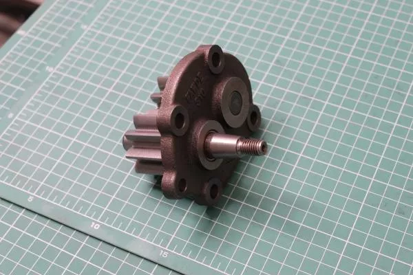 Насос масляный FAW, J6