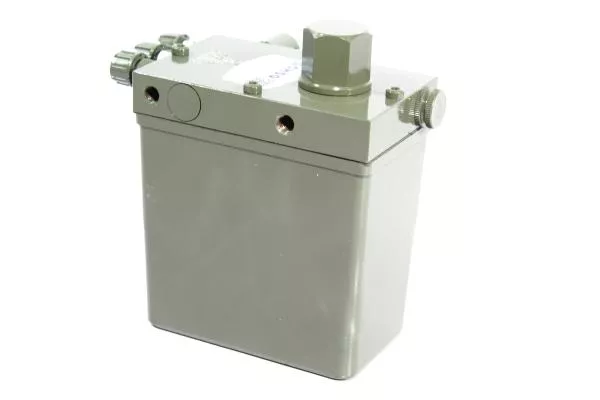 Насос подъема кабины SITRAK, T5G, A7, T7H, (WG9925823012)